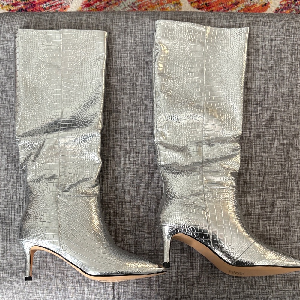 Elegant Silver Croc-Embossed Heeled Boots
